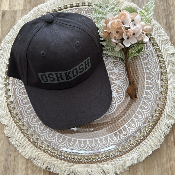 KIDS OSHKOSH BASEBALL CAP - GRAY OR PINK - NWT - VELCRO BACK - PICK ONE - Picture 2 of 5